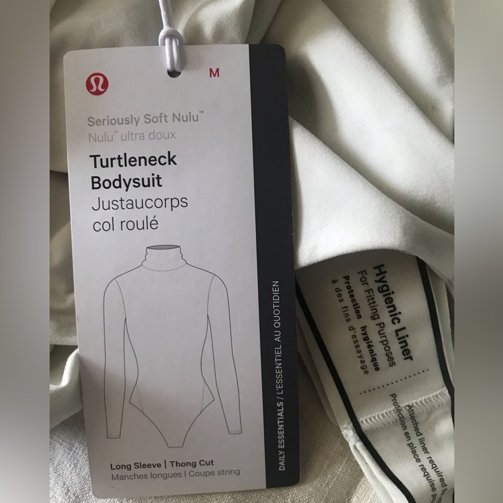 LULULEMON Wundermost Ultra-Soft Nulu Turtleneck Bodysuit - Picture 11 of 13